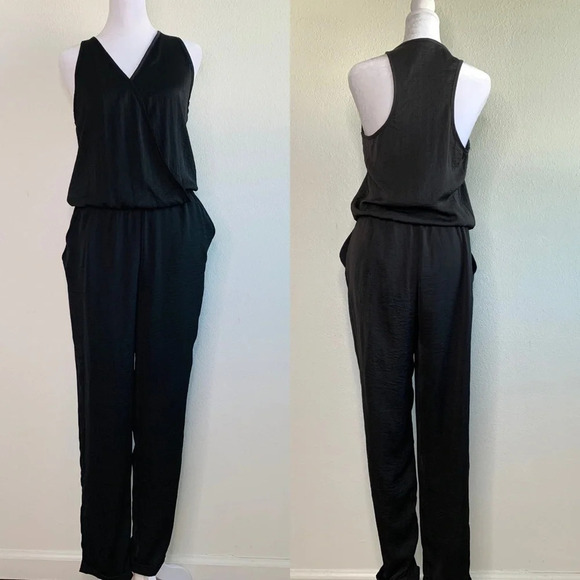 Zara Trafaluc Jumpsuit, loose fit, sleevesless, wrap front, side pocket size S - Picture 1 of 16